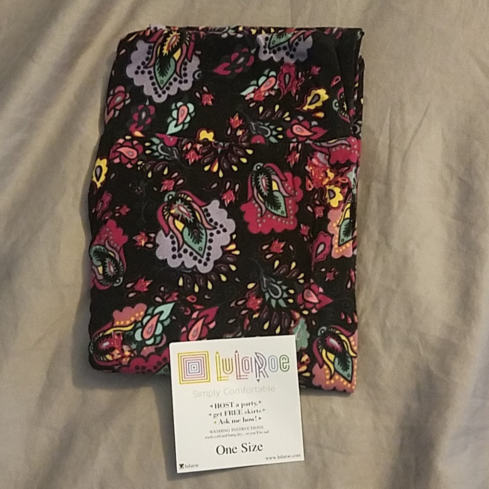 LuLaRoe NWT OS Floral Paisley Leggings